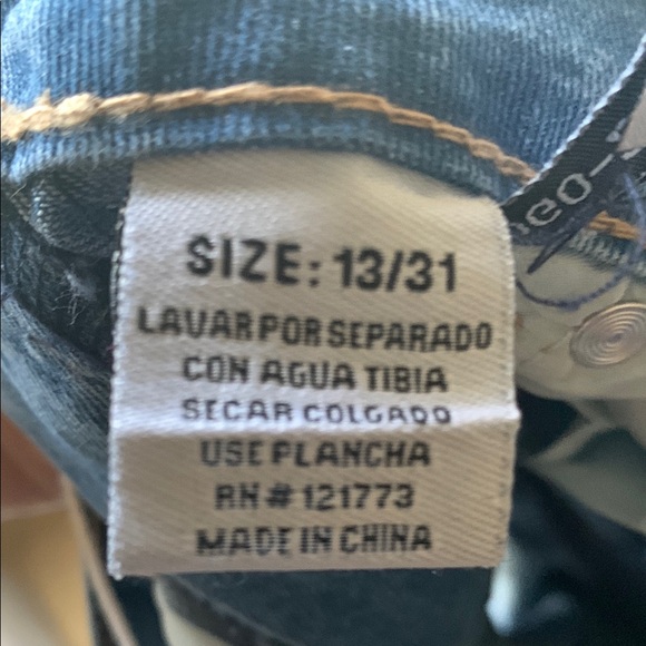 Blue Denim Jeans with Rhinestone Detail - Picture 3 of 4